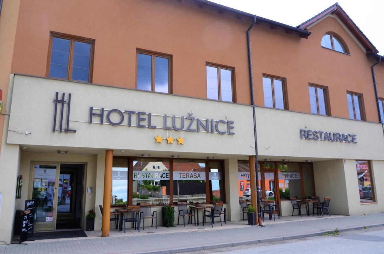 Hotel Luznice Planá nad Lužnicí Bagian luar foto